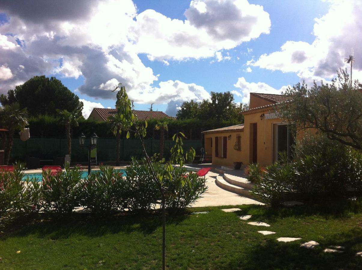 Les Cigales Des Pres Appartement Aups Buitenkant foto